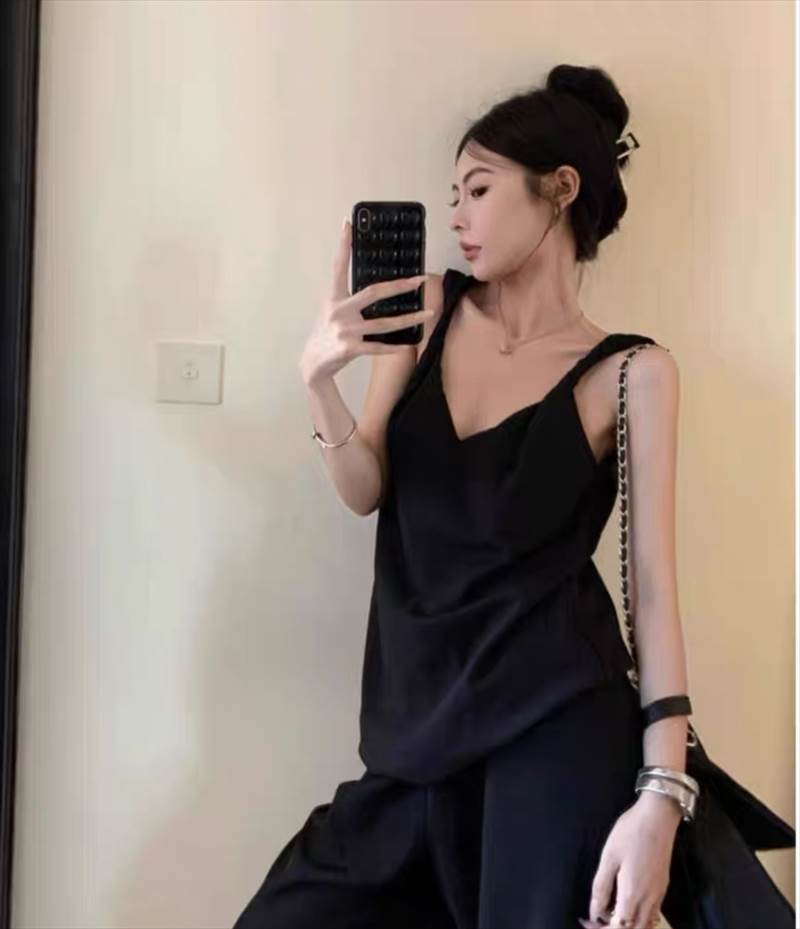 レディース パンツ セットアップ ロングパンツ 袖なし ノースリーブ Vネック かわいい 大人可愛い きれいめ シンプル 上品 おしゃれ クール エレガント とろみ感 抜け感 無地 春 夏 デート お出かけ イベント リゾート 女子会 休日|Funny Bunny