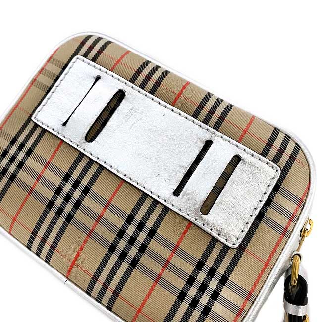 バッグ】 BURBERRY - 新品 レディース Burberry ポーチ付き キャンバス