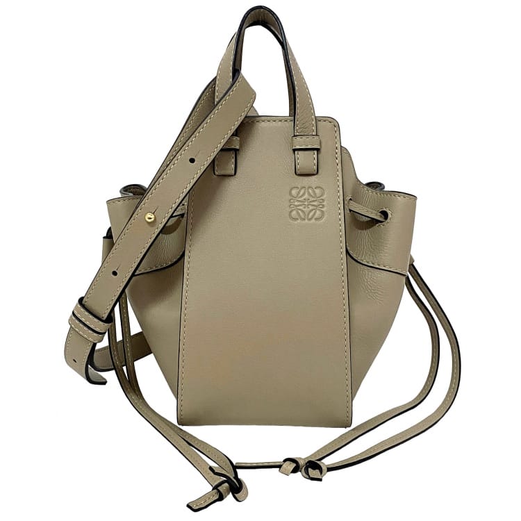 【貨物輸送無料】 ロエベ ショルダーバッグ ハンモック ミニ ベージュ 314.30.V07 美品 子ウシ なめし革 中古 LOEWE ミニ御徒面子 肩先 ハンドバック 定番 一般受け アナ瓦 ワンポイントロゴタイプ 分かりやすい レディース 着飾る 飛び切り感 窈窕たる 窈窕たる ブランド名 本物 位置づける済み