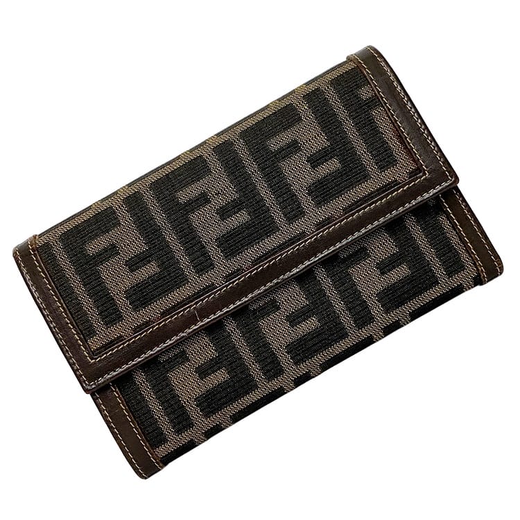 FENDI フェンディ エフイズ　マイクロ トリフォールド　ズッカ　ゴールド金具 楽天市場】FENDI フェンディ ズッカ柄 チェーン付 コインケース