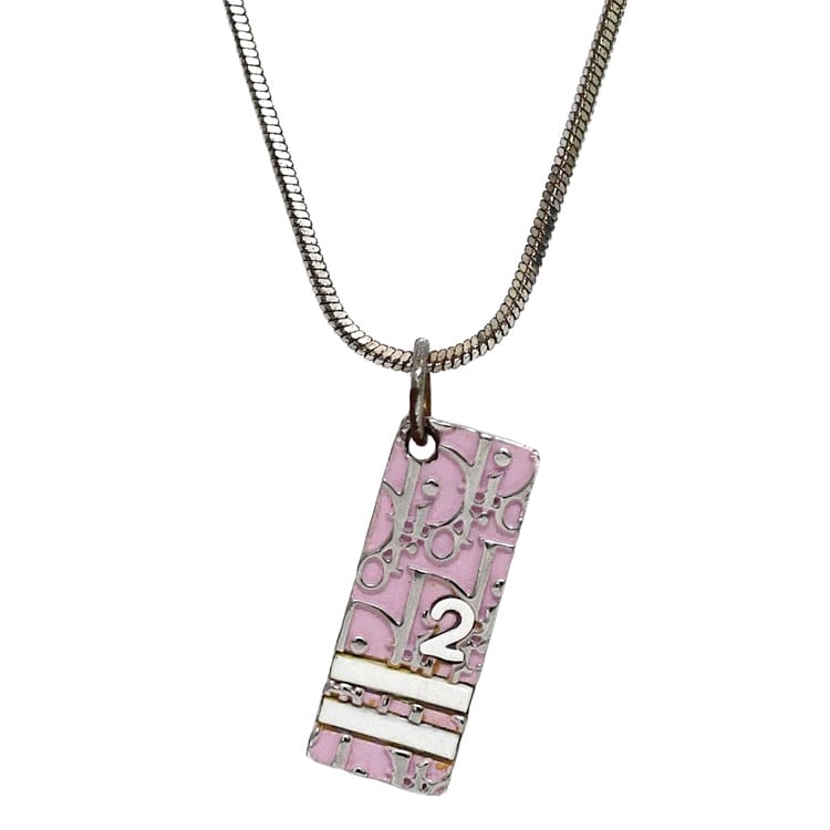 【極美品】クリスチャンディオール シルバー ネックレス ロゴ刻印 南京錠 バッグ 美品】 Dior ネックレス Dロゴ シルバー CDロゴ 刻印 - メルカリ