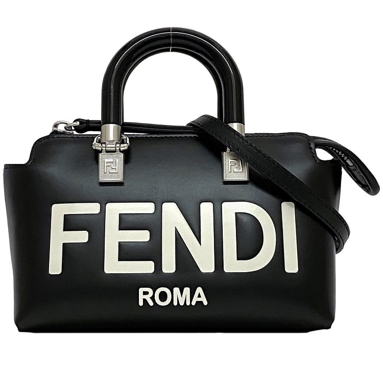 【美品】FENDI　ペカン柄　名刺入れ　レザー　ブラック FENDI （新品・未使用品）フェンディ クロコダイル柄