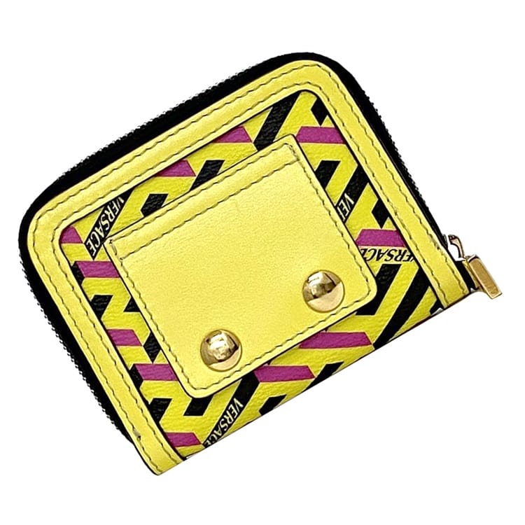 【送料無料】 ヴェルサーチ コインケース ec-21686 イエロー 1001873 小銭入れ 未使用 レザー Sランク VERSACE コンパクト ウォレット 総柄 ファスナー ミニ 定番 人気 黄色 小さい 箱付き プレゼント ギフト 贈り物 誕生日 記念日 革 小銭 ケース ブランド 本物 鑑定済み 25,776円