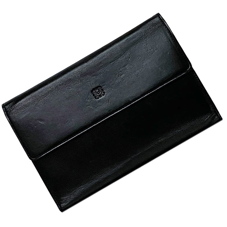 【送料無料】 ロエベ 三つ折り 財布 ec-21948 ブラック アナグラム 美品 ナッパ レザー 中古 LOEWE ワンポイント ホック ウォレット ヴィンテージ レア 定番 人気 女性 レディース 黒 シンプル お洒落 小物 革 ブランド財布 エレガント 高級感 上品 ブランド 本物 鑑定済み