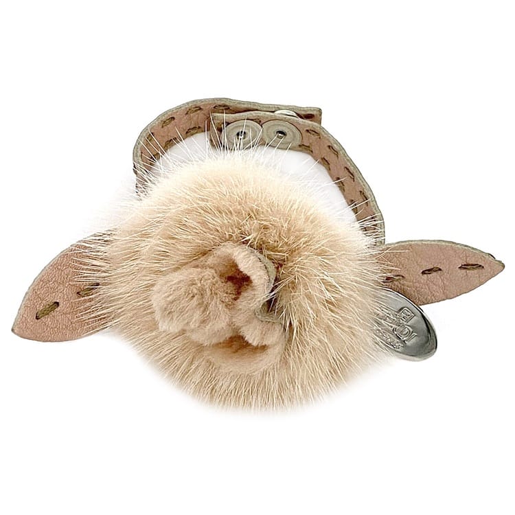 【送料無料】 フェンディ ブレスレット ec-22714 ピンク セレリア 美品 レザー ファー 中古 FENDI アクセサリー もこもこ ブレス ホック シンプル フラワー モチーフ 花 定番 人気 箱付き 女性 レディース 小物 革 ブレス お洒落 エレガント 高級感 ブランド 本物 鑑定済み|フリマハイクラス店