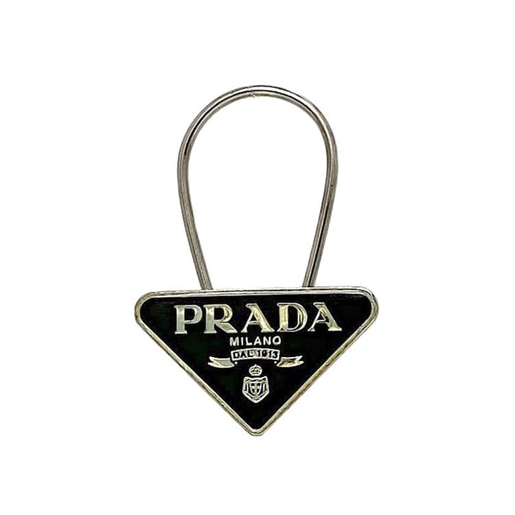 【美品】PRADA プラダ プレート キーリング シルバー 正規品】PRADA プラダ 三角プレート チャーム キーリング