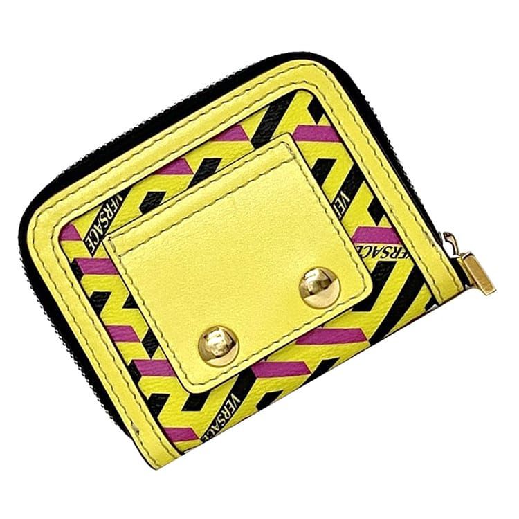 ヴェルサーチ コインケース ec-21686 イエロー 1001873 小銭入れ 未使用 レザー Sランク VERSACE コンパクト ウォレット 総柄 ファスナー ミニ 定番 人気 黄色 小さい 箱付き プレゼント ギフト 贈り物 誕生日 記念日 革 小銭 ケース ブランド 本物 鑑定済み