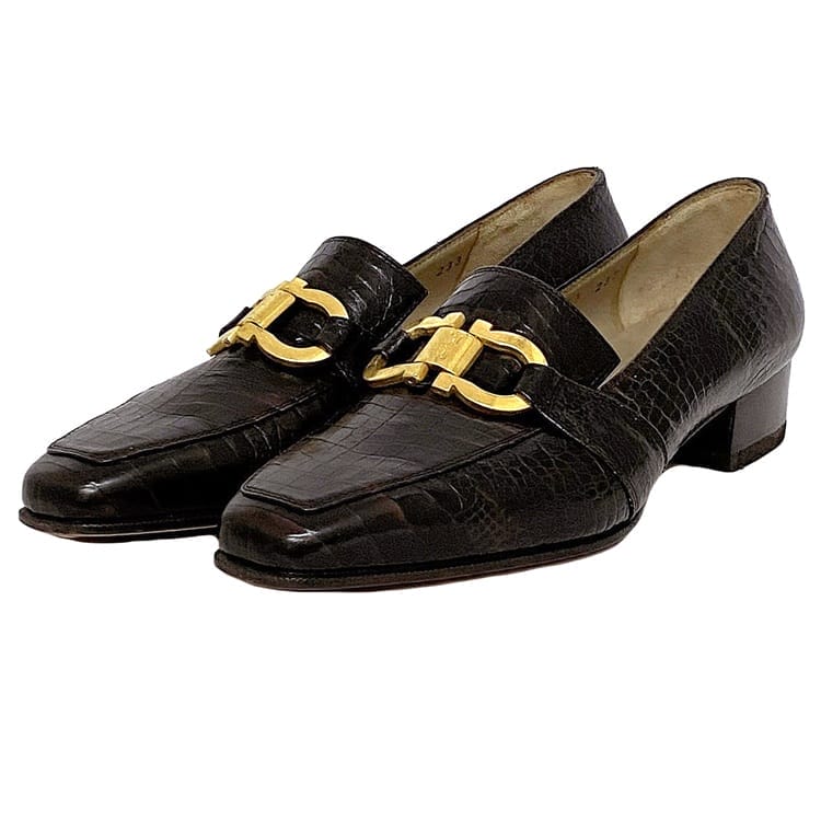 ✨極美品✨サルヴァトーレフェラガモ ヴァラ ローファー スエード ブラウン 美品 Salvatore Ferragamo サルヴァトーレフェラガモ GLORIA