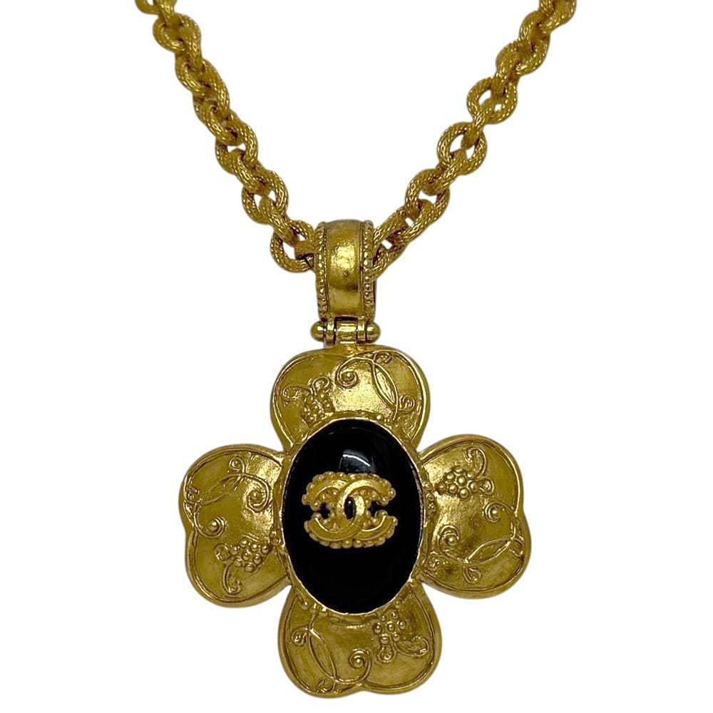 シャネル ネックレス ec-24724 ゴールド ブラック ココマーク 美品 GP 中古 06 A CHANEL クローバー 金色 ロングネックレス ストーン チェーン 大振り ロゴ ヴィンテージ レア 箱付き レディース 定番 人気 ジュエリー 黒 ストーン ブランド 本物 鑑定済み