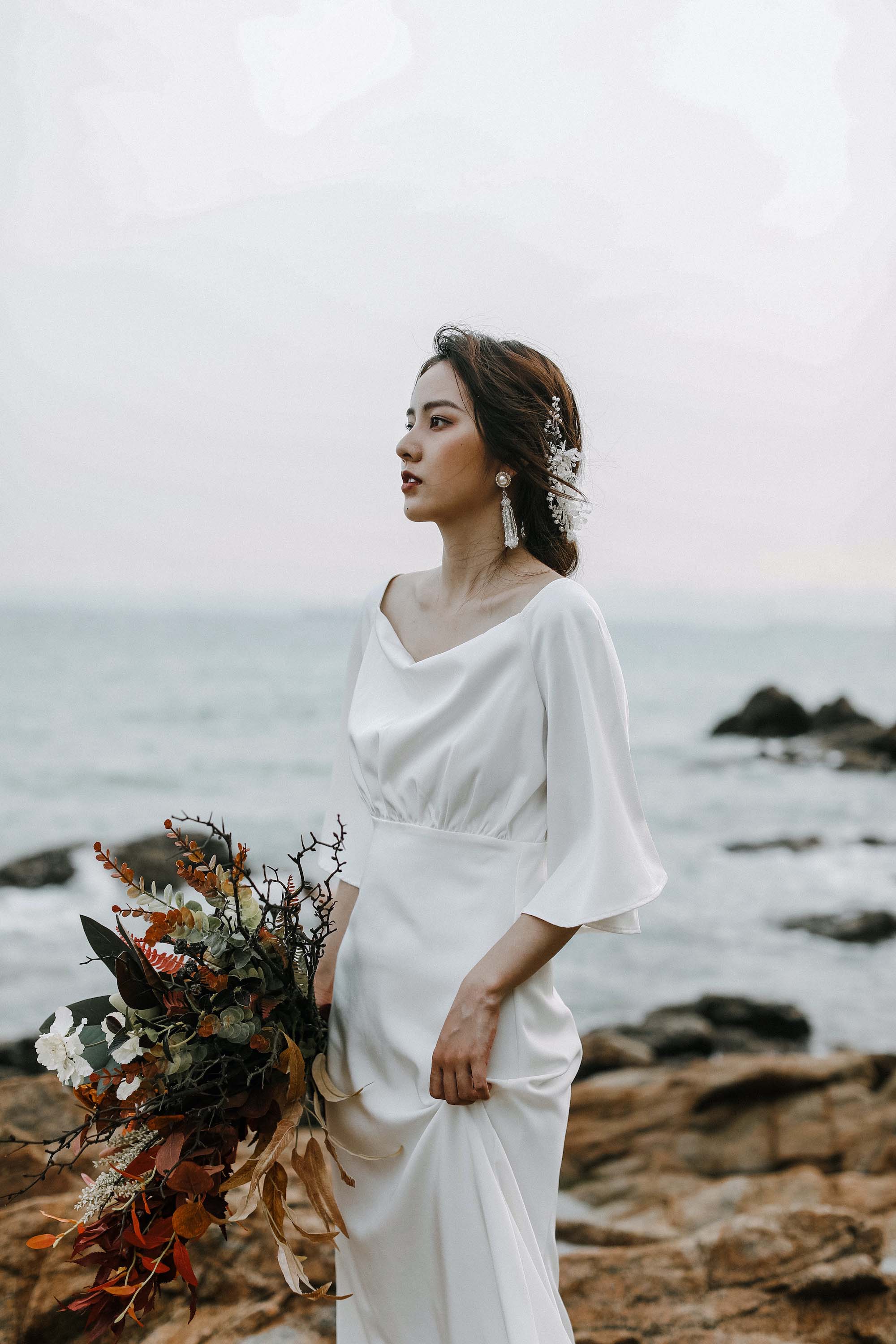 前撮り ドレス ワンピース ウェディングドレス 袖あり エンパイアライン オフショルダー 白 結婚式 二次会 披露宴 後撮り ビーチフォト 二次会ドレス 花嫁ドレス ウエディング シンプル コンパクト 花嫁 スレンダー ナチュラル 安い 格安 春 夏 秋 冬 Napierprison Com