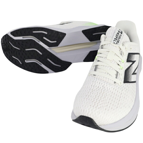 ニュー平衡にする New Balance レディース 駈けっくらシューズ Fuel Cell Propel v5 マラソン 小股走り WFCPRCG5-B
