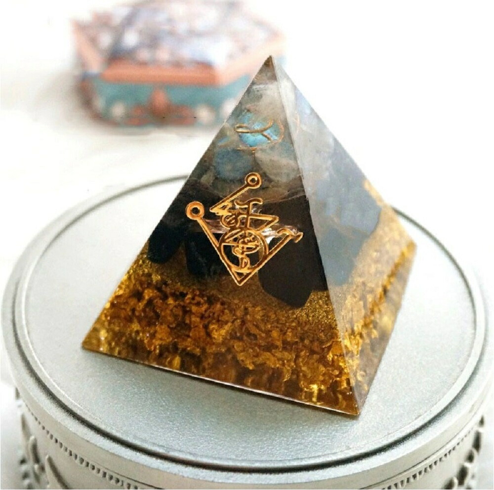 ✨高品質＆強力　金運UP 黄金比ピラミッド型オルゴナイト✨ 楽天市場】【在庫限り】置物 オルゴナイト エジプト ストーン チャクラ