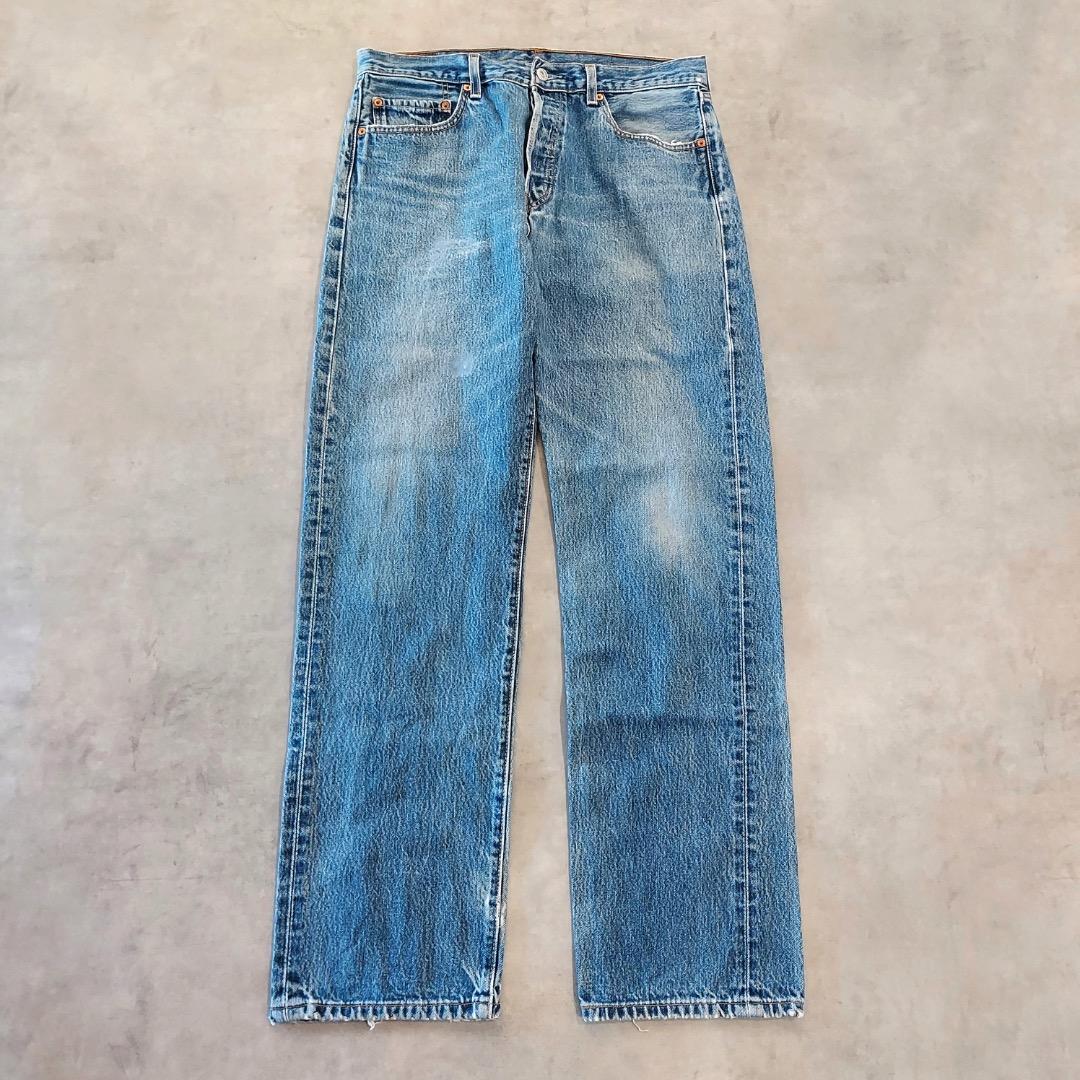 【中古】リーバイス501 Levis W34 デニム 青 00s 古着 ヒゲ 18025 ユーズド USED 中古 レトロ メンズ レディース 一点物 アメカジ 古着