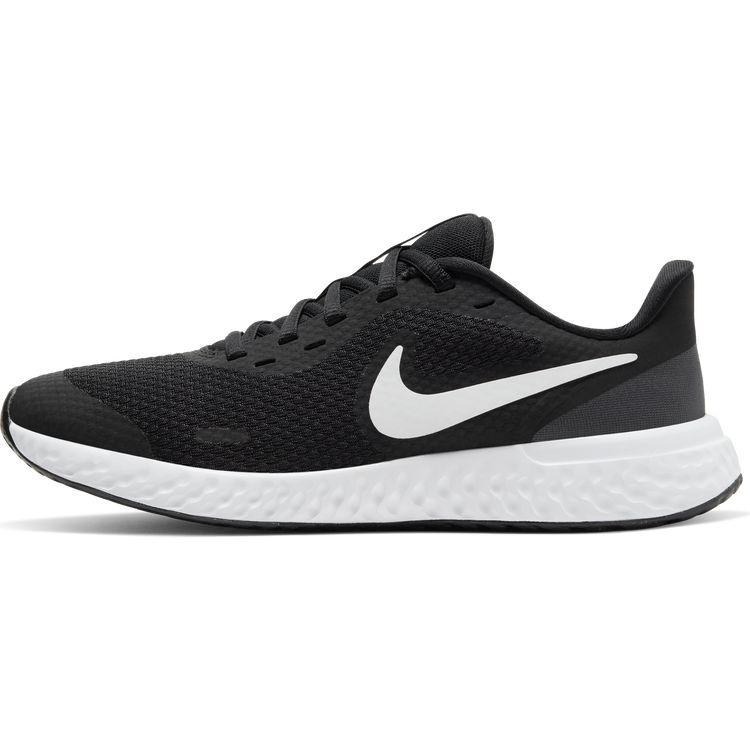 nike revolution caratteristiche