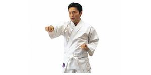 【3日間限定店内ポイント最大20倍(4/18 00:00～4/20 23:59迄)】お買い得スペシャルプライス 九桜 晒太綾空手衣 【上衣・ズボン・白帯3点セット】 HYS-R93