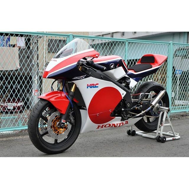 T2Racing フルカウル TYPE-2 レースタイプ FRP スクリーン スクリーンタイプ1 サイドスタンドカット 無 T2-COW2-R-F-1 T2レーシング カウル・エアロ NSR250