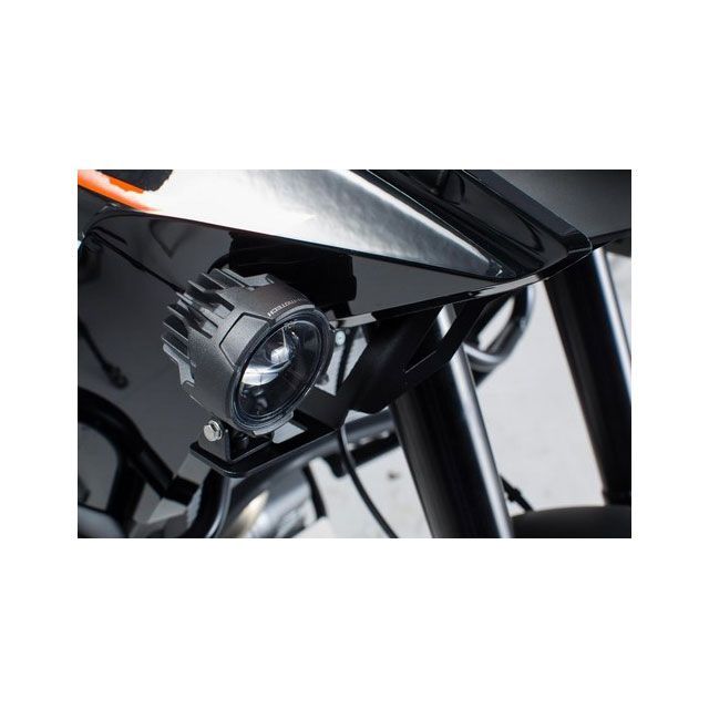 SW-MOTECH ライトマウント ブラック KTM 1050/1090 Adv.、1190 Adv./R.｜NSW.04.004.10201/B sw_NSW_04_004_10201B SWモテック その他電装パーツ
