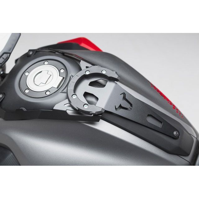 SW-MOTECH QUICK-LOCK（クイックロック）EVO タンクリング アダプターキット、ブラック、tank filler neck without screws sw_TRT_00_640_20901B SWモテック タンク関連パーツ MT-…