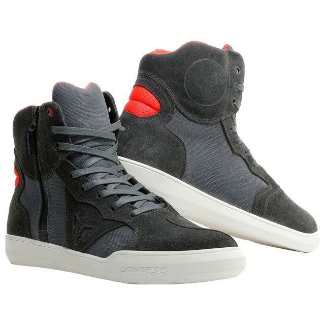 Dainese METROPOLIS D-WP SHOES カーボン/フルオ-レッド サイズ 45 dai_201775213-T88_45 ダイネーゼ ライディングシューズ｜パークアップ 店 37,300円