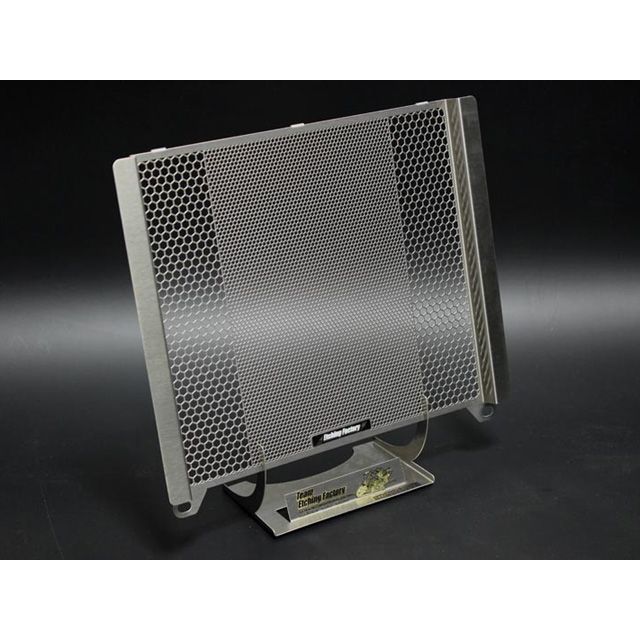 ETCHING FACTORY BALIUS250（91-07）用 ラジエターコアガード カラー 赤エンブレム RGK-BALIUS250-00-rd エッチングファクトリー ラジエター関連パーツ BALIUS250｜パークアップ 店