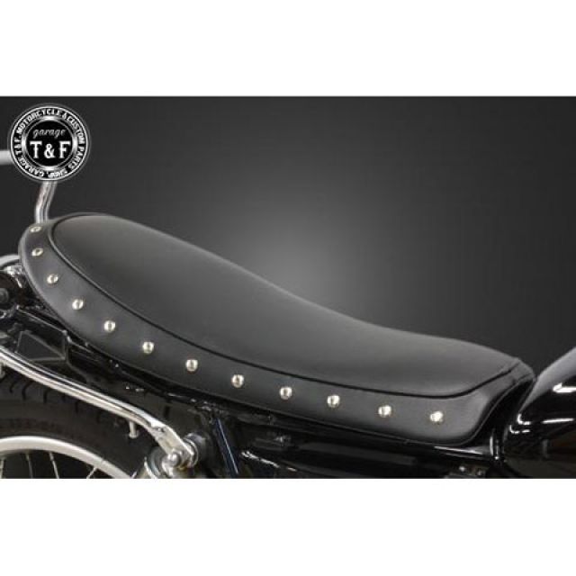 T&F スタッド付きスムースシート（Face-7） ・SR400ST37 ガレージT&F シート関連パーツ SR400（インジェクションモデル） SR400（キャブモデル）