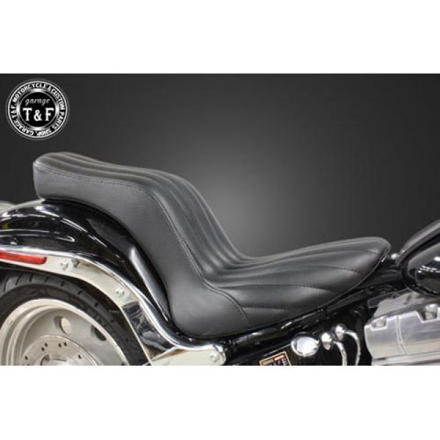 T&F 200ワイドタイヤ用 ダブルシート（バーチカル） ・STST16 ガレージT&F シート関連パーツ 21,689円
