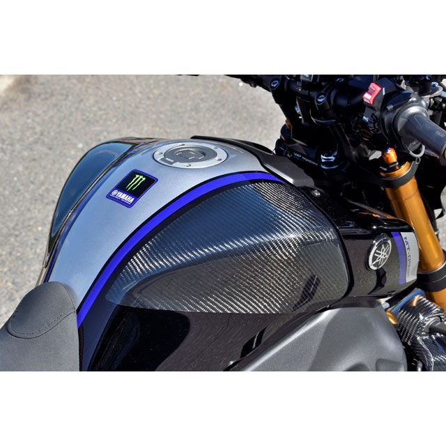 Magical Racing タンクサイドパッド 材質 FRP製・黒 001-MT0922-2401 マジカルレーシング タンク関連パーツ MT09/SP|パークアップ 店