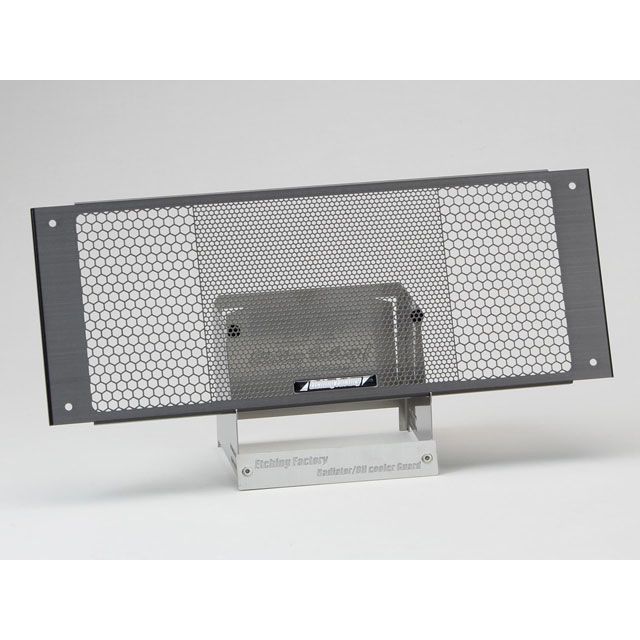 ETCHING FACTORY EARL’S 9インチ16段ストレート用 オイルクーラーガードSB(ブラック) カラー 赤エンブレム OGE-0916S-00-SB-rd エッチングファクトリー ラジエター関連パーツ EARL’S 9インチ16段ストレ…|パークアップ 店