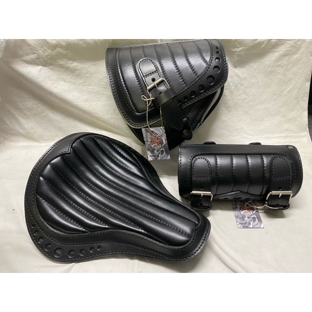 K&W Lucky Custom Leather製 サドルバッグ&シート&ツールバッグセット タイプ2（ブラック&times;ブラック） SBSP02-1 部品屋K&W ツーリング用バッグ｜パークアップ 店