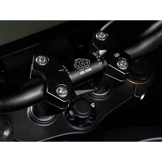 GILLES TOOLING 2DGT アジャスタブル ハンドルバーライザー(ブラック) 2DGT17B ギルズツーリング ハンドルポスト関連パーツ|パークアップ 店