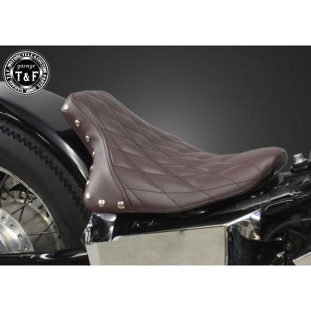 T&F スティード400 フラットフェンダー専用 スタッド付きシングルシート ダイヤ（ブラウン） ・608122 ガレージT&F シート関連パーツ STEED400