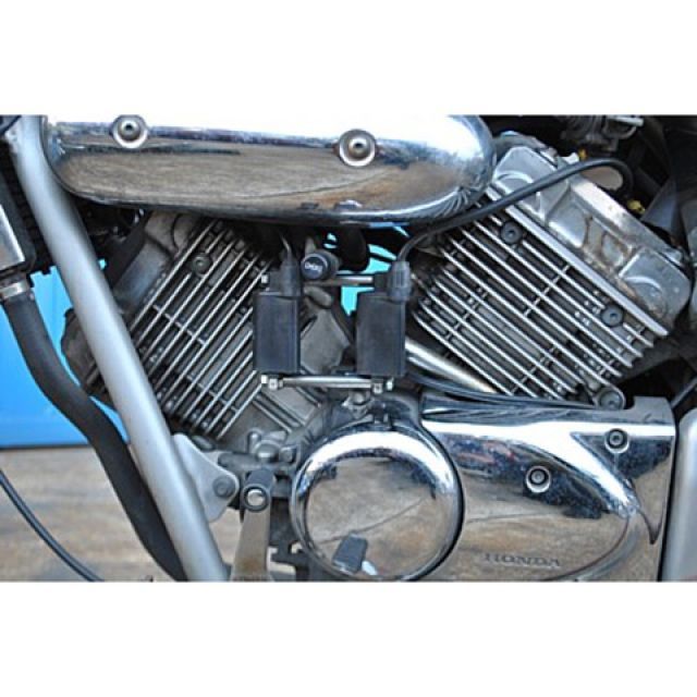 K&W Magna250用コイル移設キット 仕様 プラグコード赤のみ P22015 部品屋K&W その他外装関連パーツ Magna250