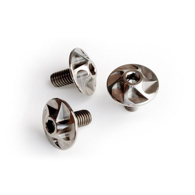 通販 人気 エントリーで最大p倍 モトクレイジー 汎用 プレミアムチタンボルト 自動車ナンバープレート用3本セット Motocrazy 外装パーツ Pty Life