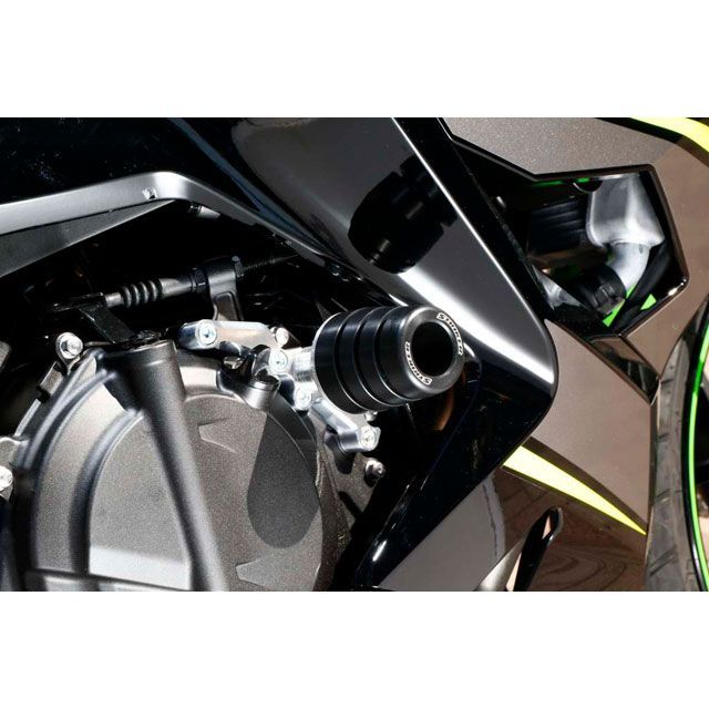 STRIKER ガードスライダー SS-GS143A-F2 ストライカー スライダー類 NINJA250