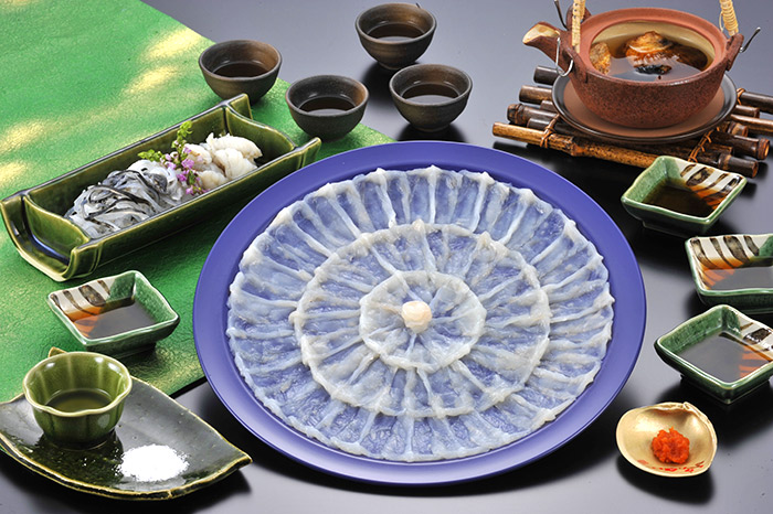 ふく太郎本部 とらふく刺身古式引き 5人前 とらふぐ 送料無料 フグ さしみ 下関 ひれ酒