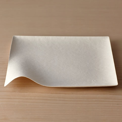 バス発着場からの張り出し 使い捨て皿・器-キッチン用品・食器・調理器具-使い捨て食器
