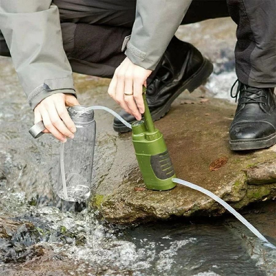 携帯浄水器 アウトドア浄水器 濾過器 浄水ボトル 災害用浄水器 直飲み可能 浄水システム 羅針盤付き ポータブル水フィルター 細菌除去