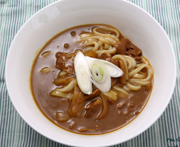 楽天市場 大阪梅田 稲庭うどんの店 佐勘 大人のカレーうどんの素 250ｇ ご当地カレーうどんの素 Rcp ご当地カレー レトルトカレー 大阪 府 ギフト 景品 賞品 贈答 お祝い 内祝い お中元 イベント 結婚式 二次会 暑中見舞い 地カレー家 楽天市場店