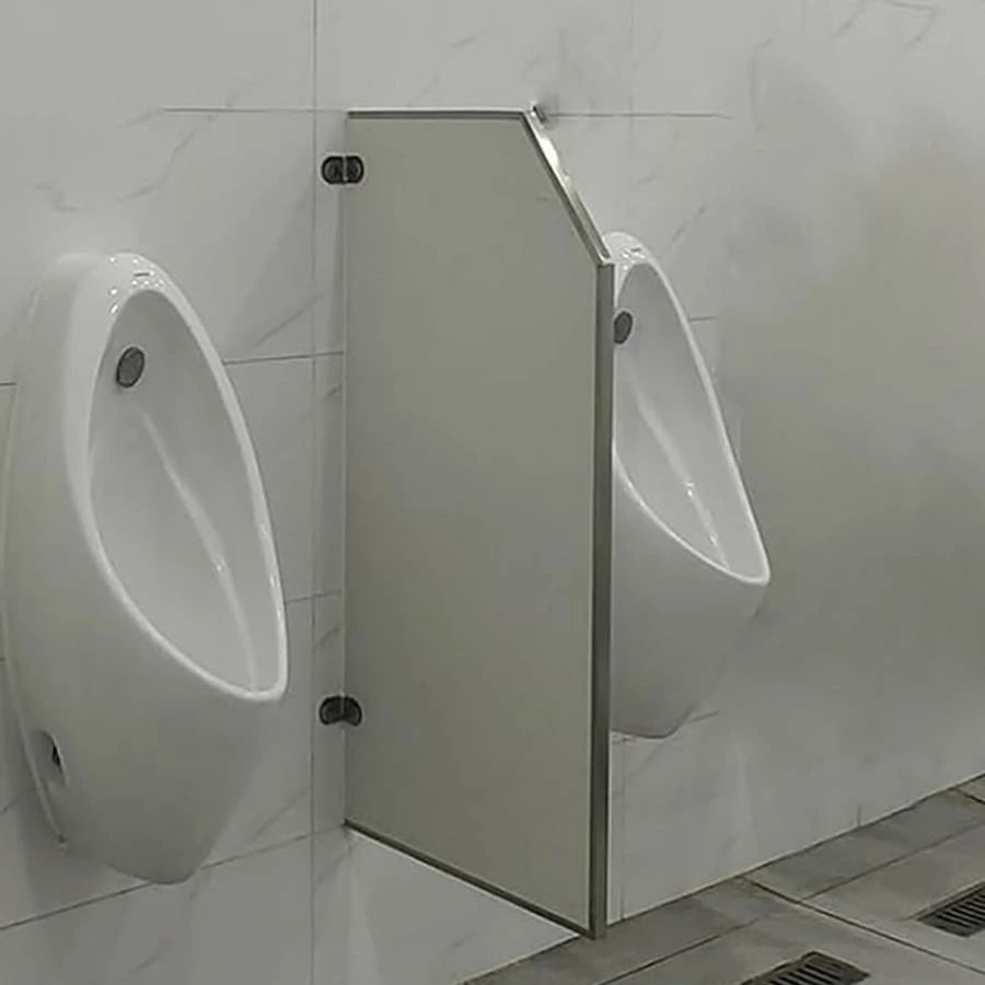 飾りつけ立ち小便器パーティションディバイダー、成人男性立ち小便器プライバシースクリーントイレパーティション、立ち小便器バッフル公衆室内用便器、授業時間/幼