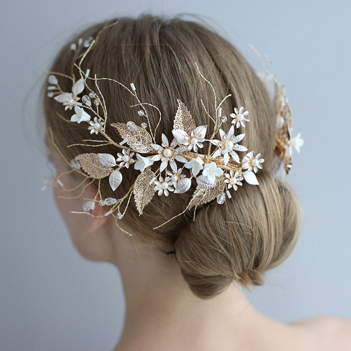 ヘッドドレス ヘアアクセサリー 楽天市場】【透け感葉っぱモチーフの冠】【ワイヤーリースで着け