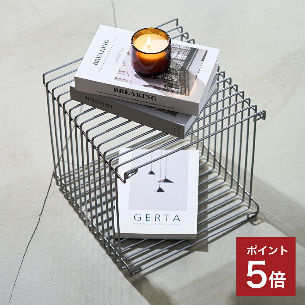 芳ばしさとともし火が、あき場所を愛情を込めて包む