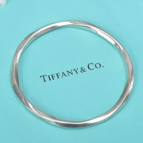 新品完成 Tiffany\u0026Co. ティファニー 九寸五分外辺部 捻じれ バングル SV925 しろがね色 腕輪 リストバンド 付属品 /■b.k/