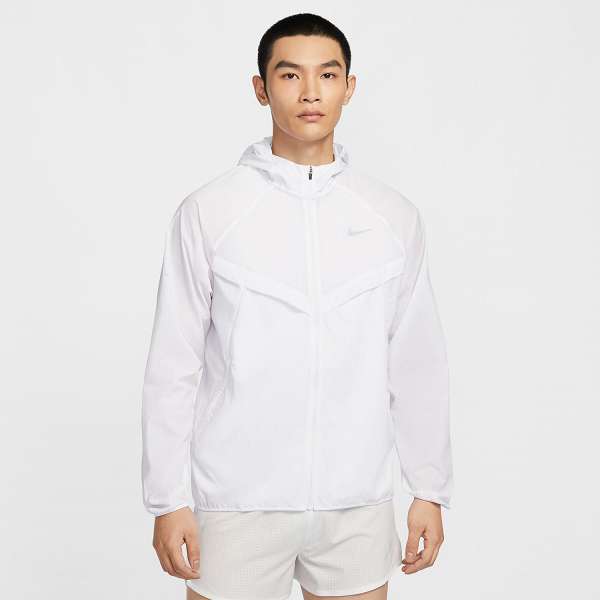 ◆◆ ＜ナイキ＞ NIKE UV RPL ストライド ジャケット HV4549 (100)