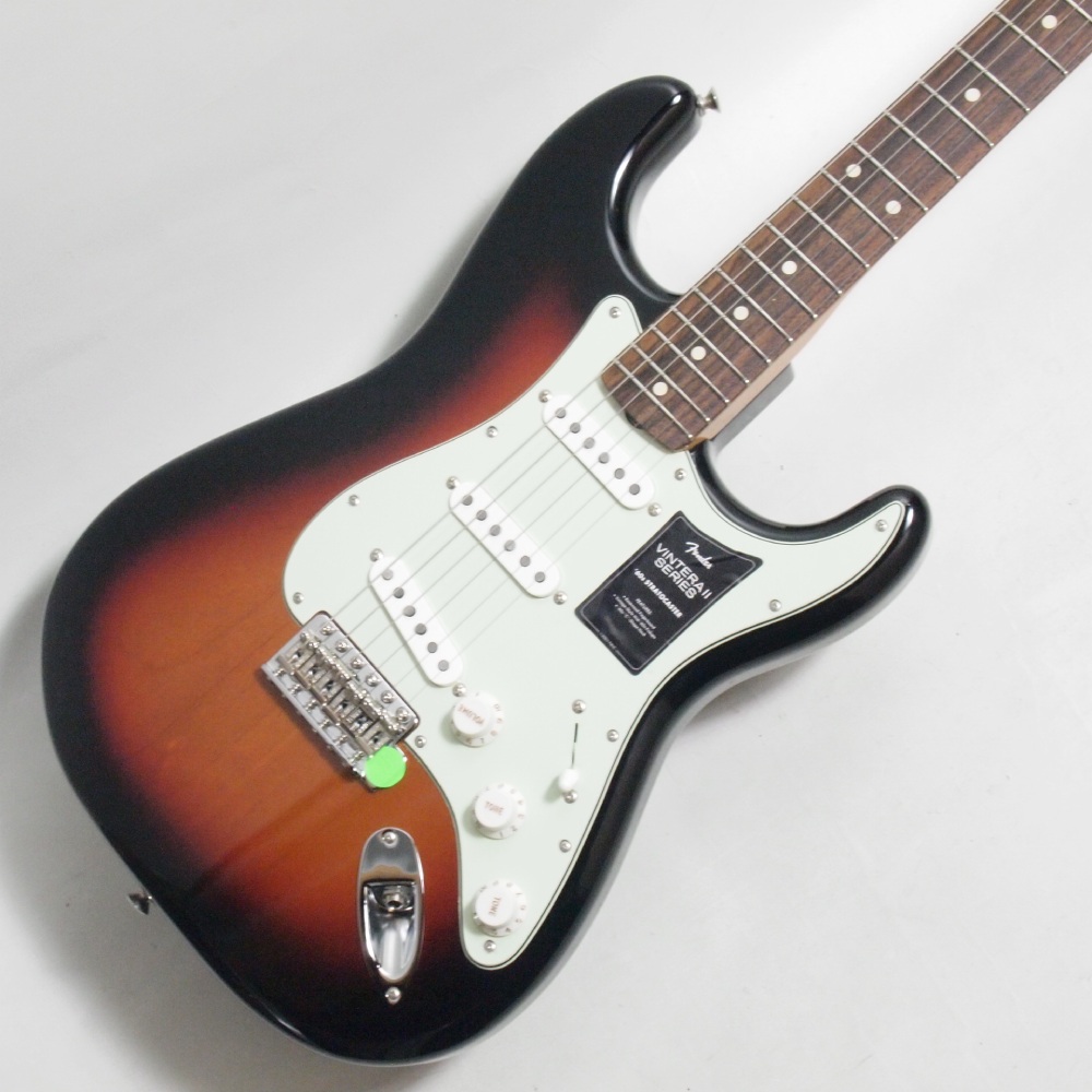 Fender Vintera II '60s Stratocaster, Rosewood Fingerboard, 3-Color Sunburst フェンダー