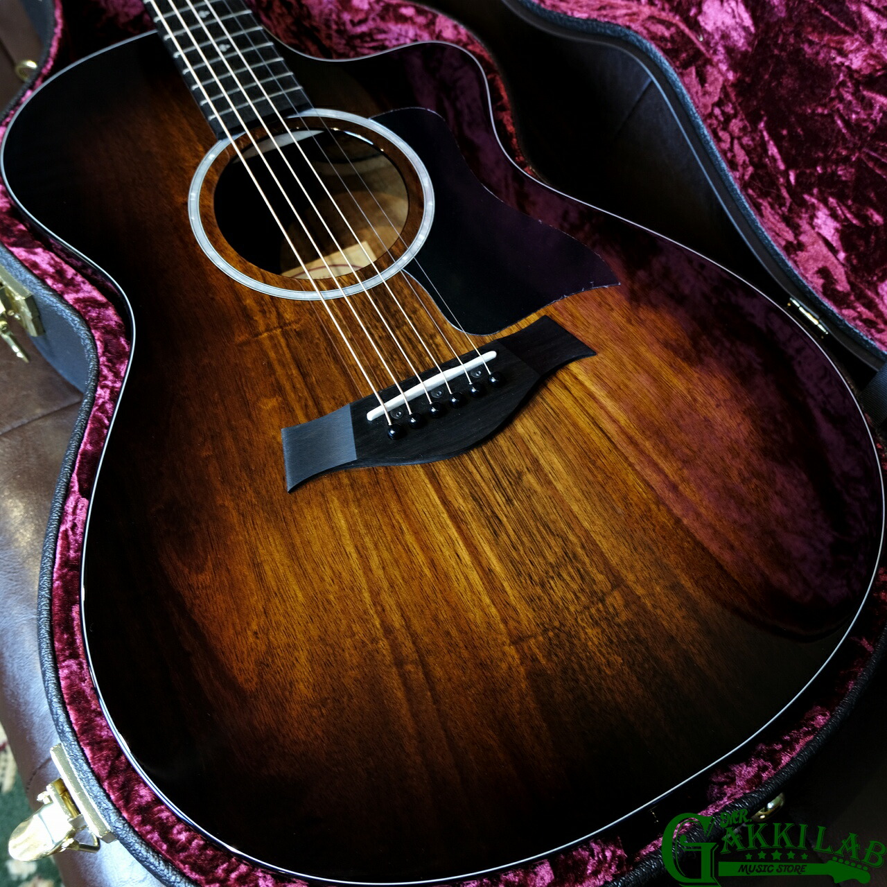 Taylor 222ce-K DLX テイラー ギター アコースティックギター【現物画像】【エレアコ】【正規認定の職人が検品を行い、最適なセッティングでお届けします】