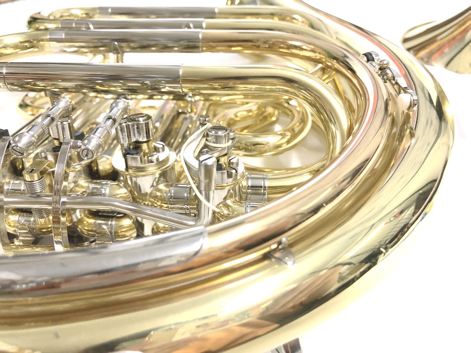 4ロータリーバルブ ホルン F Bフラット 沖縄 Jupiter ダブルホルン Detachable 管楽器 デタッチャブル 金管楽器 Jhr1100dq フルダブル ジュピター フレンチホルン F B ホルン Full Double French Horn Jhr 1100dq セット A 北海道 沖縄 離島不可 ワタナベ楽器 楽天