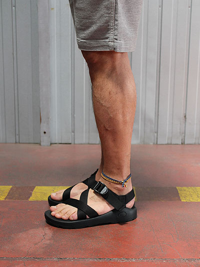 mens chacos black