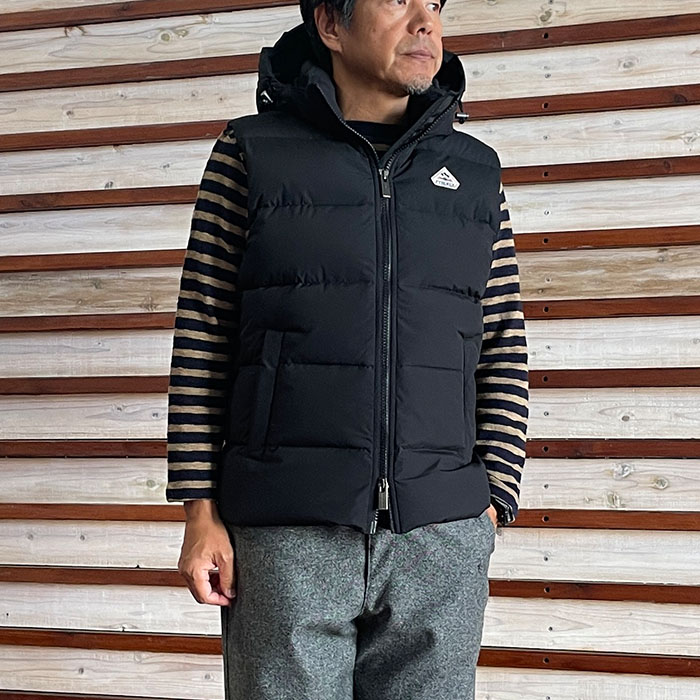 ピレネックス　ダウンベスト　Sサイズ Pyrenex ピレネックス Spoutnic Vest Mat HMI001 スプートニック