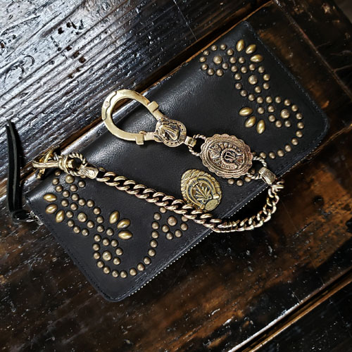 宅送 楽天市場 Galcia ガルシア Horseshoe Concho Agave Wallet Chain Brass Horse Horseshoe ブラス 真鍮 コンチョ アガヴェ ホース ホースシュー 蹄鉄 馬蹄 メキシカン ウォレット チェーン wcb Cha001bb Length 約34cm Galcia 楽天市場店 残り