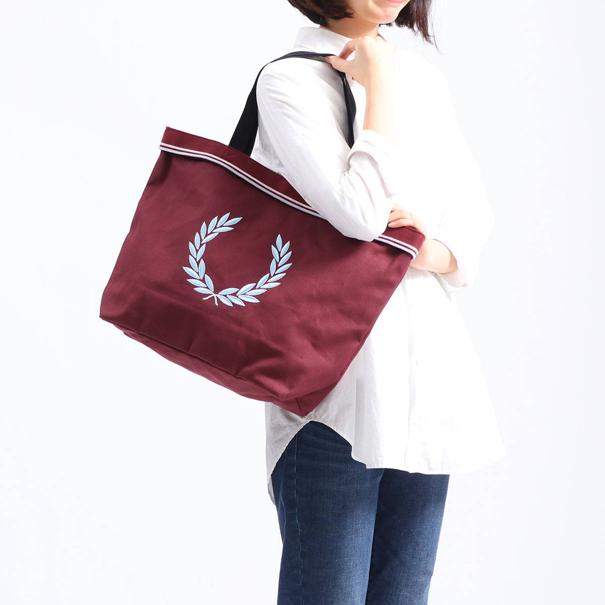 楽天市場 エントリー 楽天カード最大24倍 11 15限定 無料ラッピング フレッドペリー バッグ Fred Perry トートバッグ トート Twin Tipped Tote Bag 買い物バッグ A4 コットン 通学 通勤 メンズ レディース F25001 ギャレリア Bag Luggage